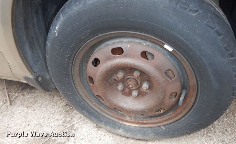 image for item DK7662 2004 Dodge Stratus SE