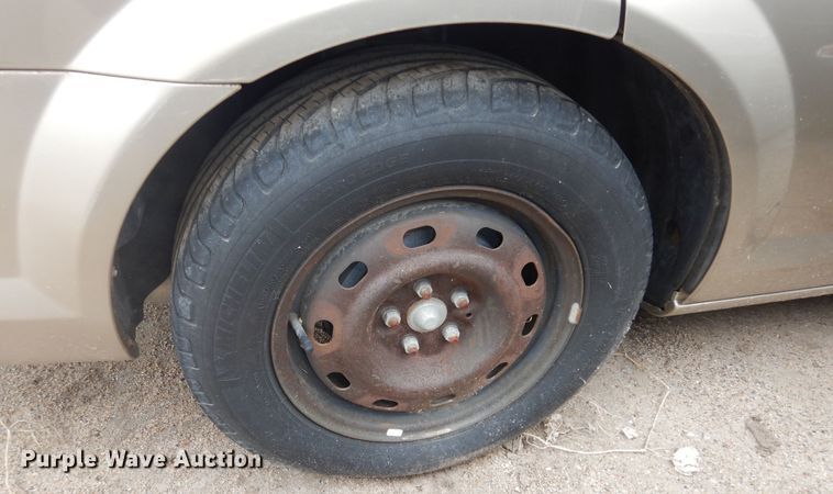 image for item DK7662 2004 Dodge Stratus SE