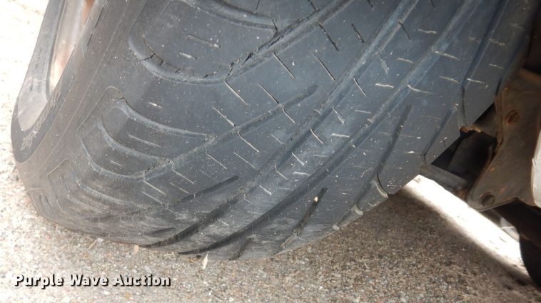 image for item DK7662 2004 Dodge Stratus SE