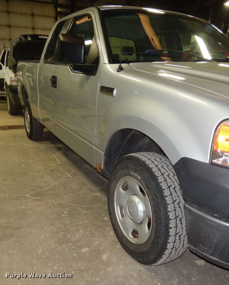 image for item DK7664 2008 Ford F150 XL  SuperCab pickup truck