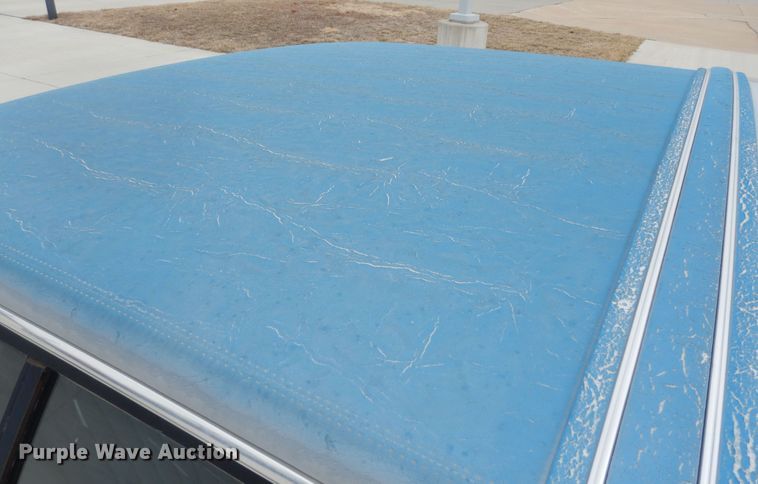 image for item DK7665 1983 Lincoln Town Car