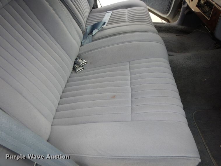 image for item DK7665 1983 Lincoln Town Car