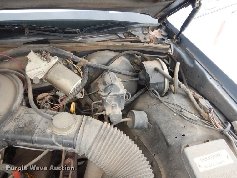 image for item DK7665 1983 Lincoln Town Car