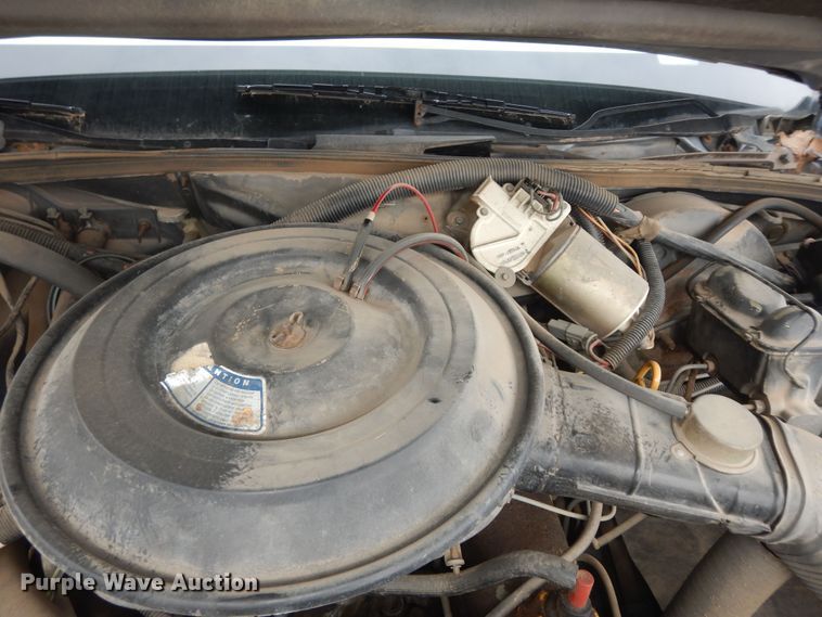 image for item DK7665 1983 Lincoln Town Car