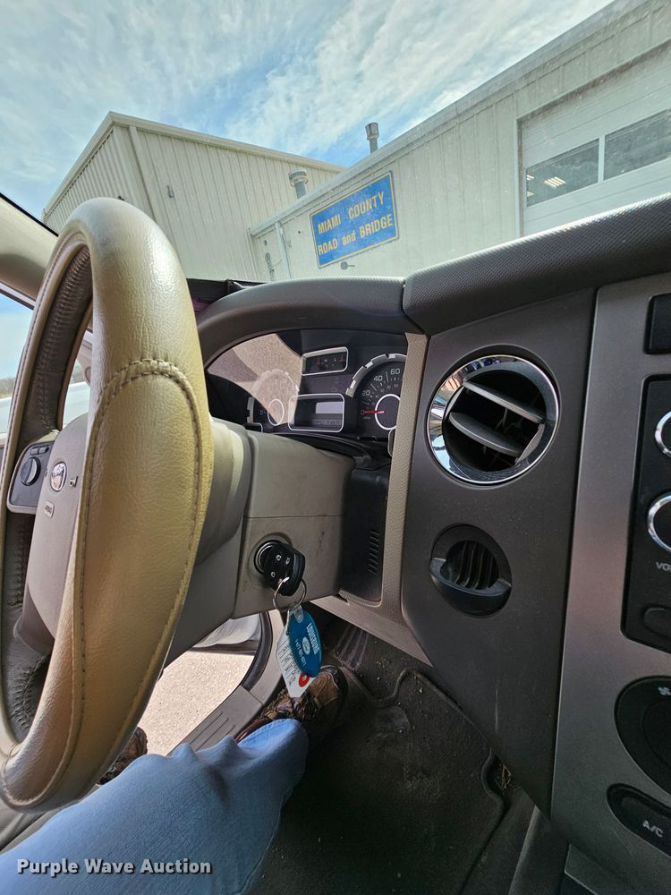 image for item DK7673 2009 Ford Expedition  SUV