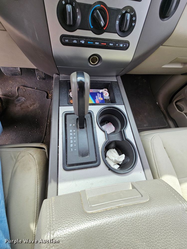 image for item DK7673 2009 Ford Expedition  SUV