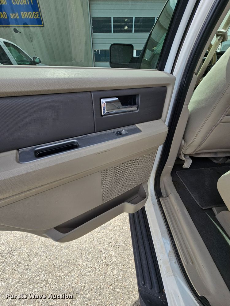 image for item DK7673 2009 Ford Expedition  SUV