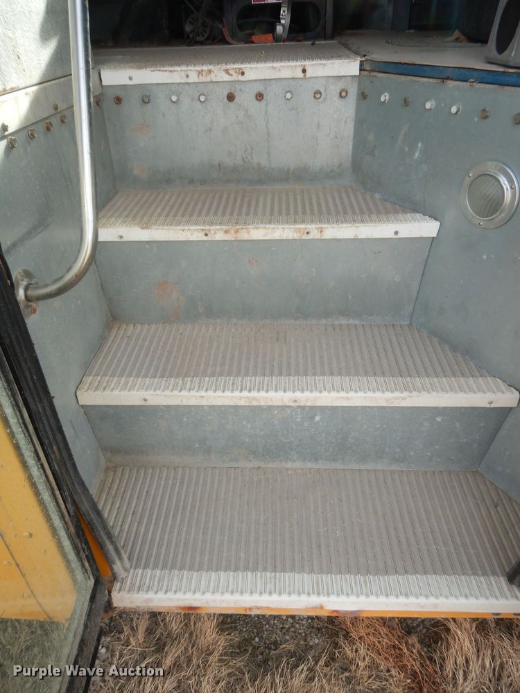 image for item DK7716 2005 Blue Bird Vision  school bus