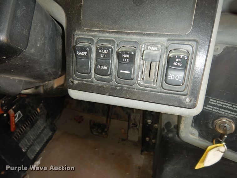 image for item DK7716 2005 Blue Bird Vision  school bus