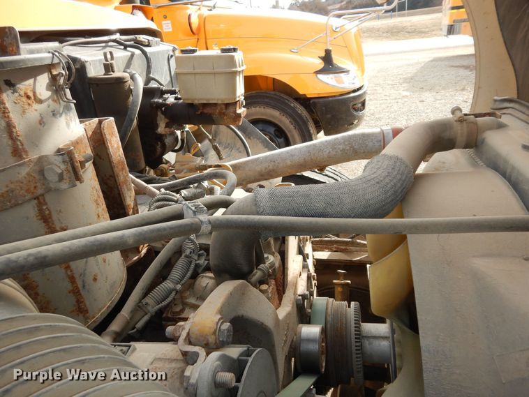 image for item DK7716 2005 Blue Bird Vision  school bus