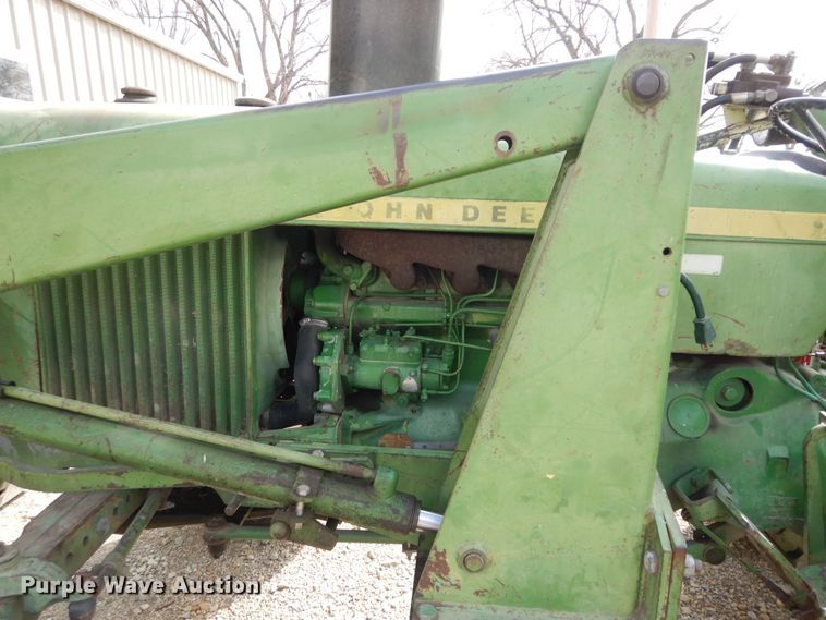 image for item DK7717 1975 John Deere 2030  tractor