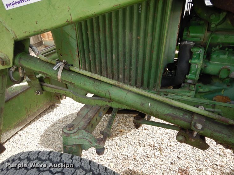 image for item DK7717 1975 John Deere 2030  tractor