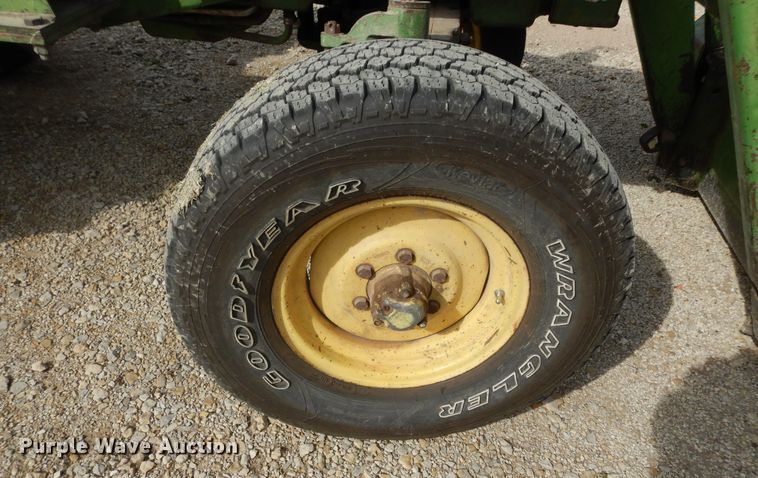 image for item DK7717 1975 John Deere 2030  tractor