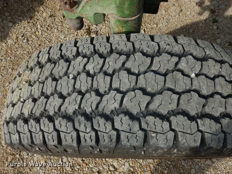 image for item DK7717 1975 John Deere 2030  tractor