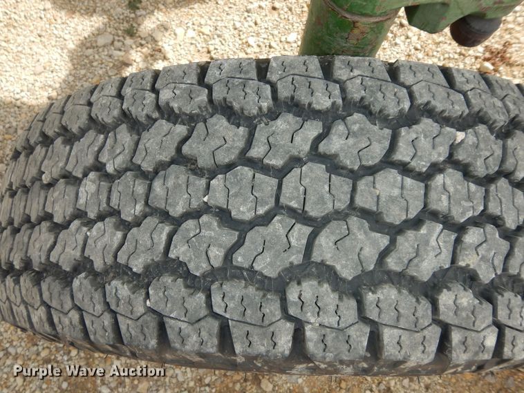 image for item DK7717 1975 John Deere 2030  tractor