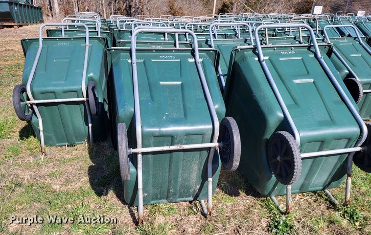 image for item DO3589 Approximately 50 Amerikart trash carts
