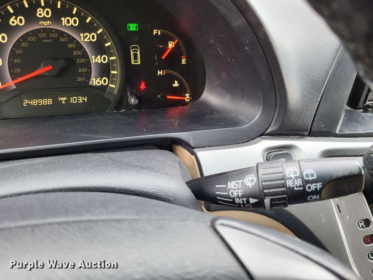 image for item DO3597 2006 Honda Odyssey  van