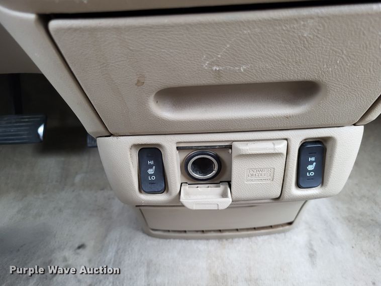 image for item DO3597 2006 Honda Odyssey  van
