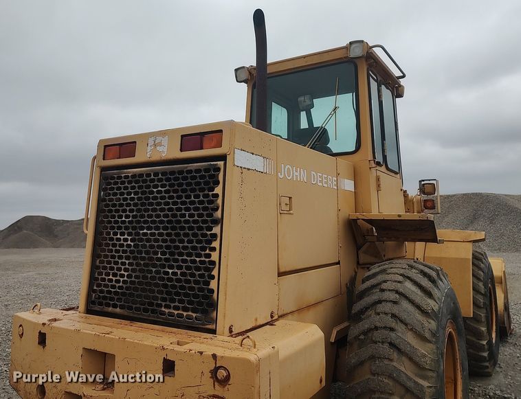 image for item DO3835 1987 John Deere 544E  wheel loader