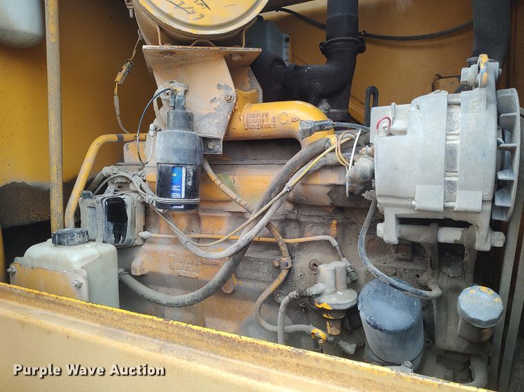 image for item DO3835 1987 John Deere 544E  wheel loader