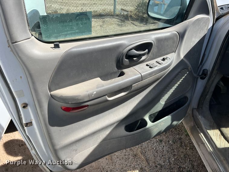 image for item DP0009 2003 Ford F150  SuperCab pickup truck