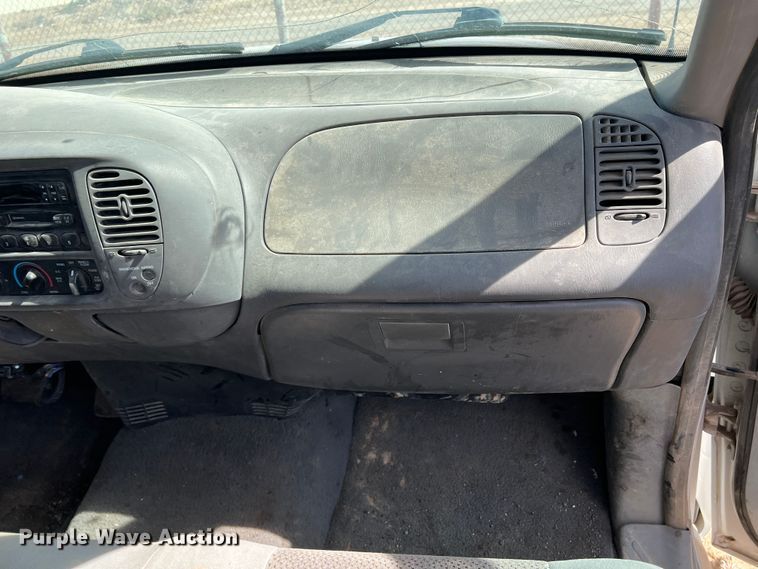 image for item DP0009 2003 Ford F150  SuperCab pickup truck