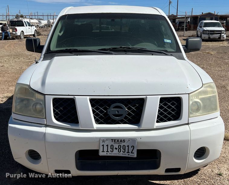 image for item DP0010 2004 Nissan Titan  King Cab pickup truck