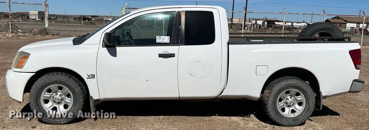 image for item DP0010 2004 Nissan Titan  King Cab pickup truck