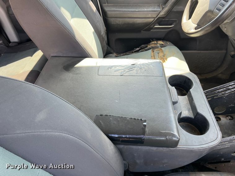 image for item DP0010 2004 Nissan Titan  King Cab pickup truck