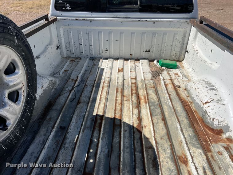 image for item DP0010 2004 Nissan Titan  King Cab pickup truck