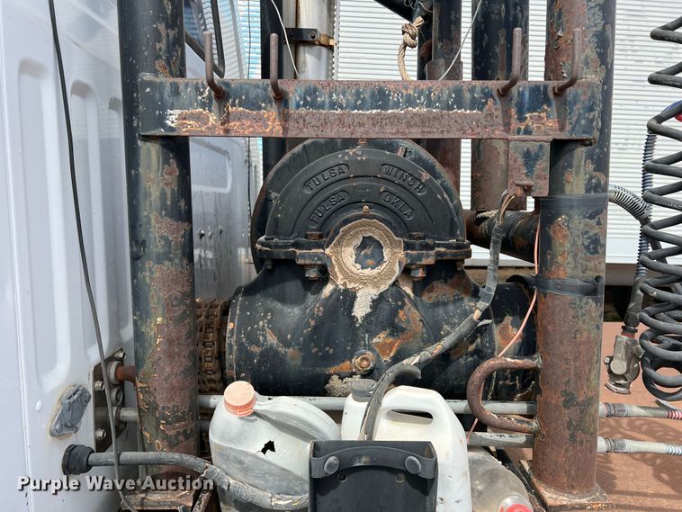 image for item DP0016 1993 White GMC  winch truck