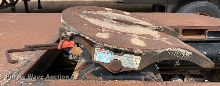 image for item DP0016 1993 White GMC  winch truck