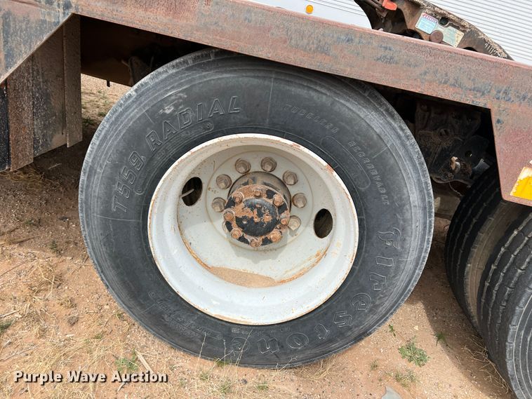 image for item DP0016 1993 White GMC  winch truck