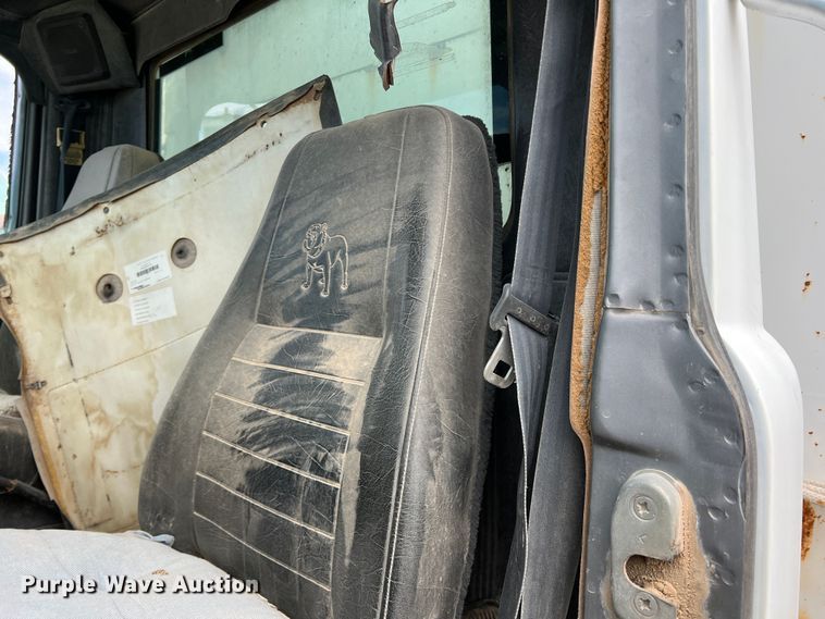 image for item DP0023 2001 Mack RD688S  dump truck