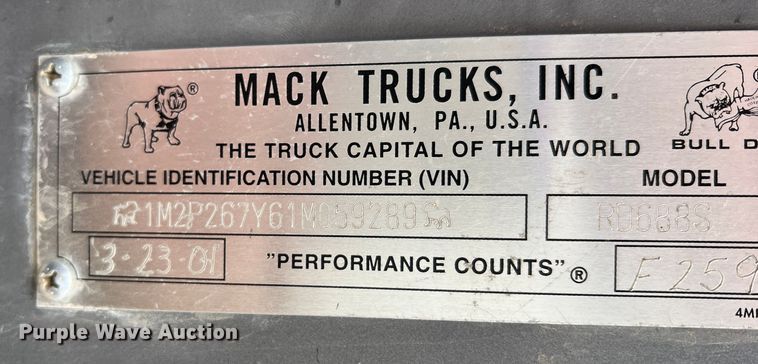 image for item DP0023 2001 Mack RD688S  dump truck