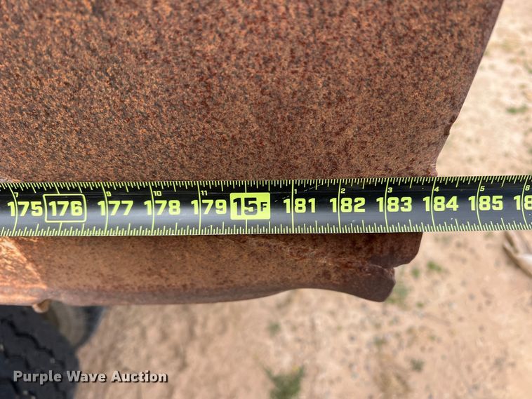 image for item DP0023 2001 Mack RD688S  dump truck