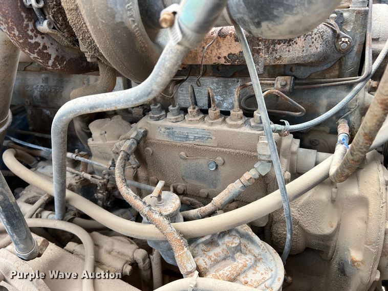 image for item DP0024 1981 Mack R686ST  dump truck