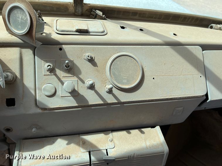 image for item DP0025 Mack R685  dump truck