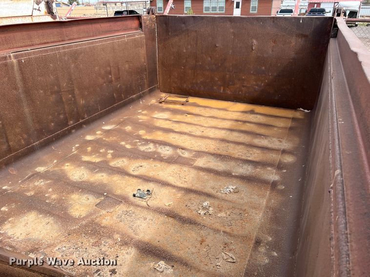 image for item DP0025 Mack R685  dump truck