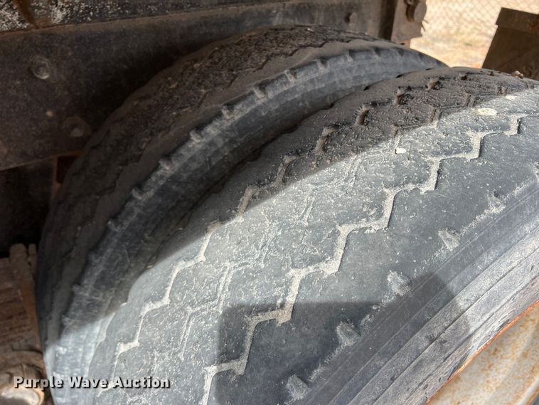 image for item DP0025 Mack R685  dump truck