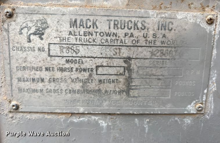 image for item DP0025 Mack R685  dump truck