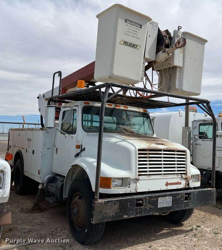 image for item DP0026 1991 International 4600  bucket truck