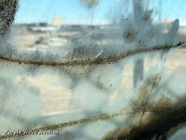 image for item DP0026 1991 International 4600  bucket truck