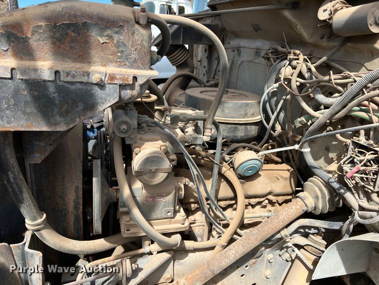 image for item DP0026 1991 International 4600  bucket truck