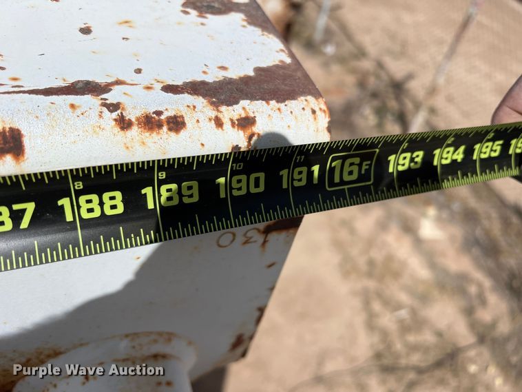 image for item DP0026 1991 International 4600  bucket truck