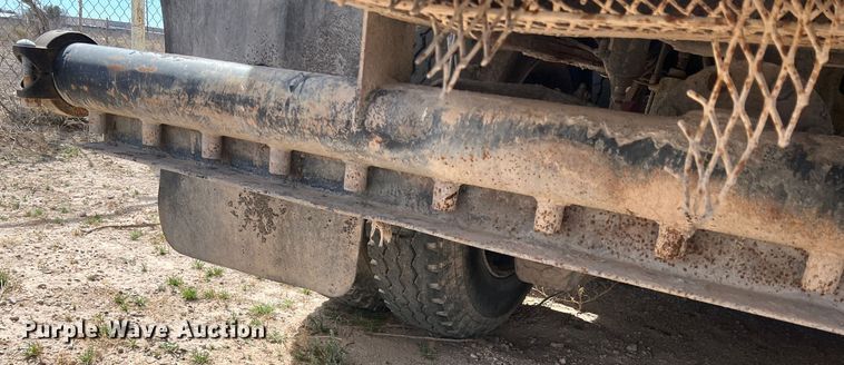 image for item DP0027 2001 Mack RD688S  water truck