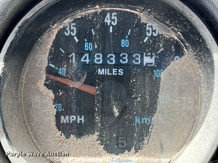 image for item DP0027 2001 Mack RD688S  water truck