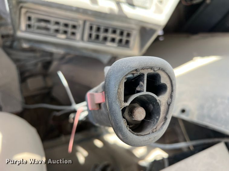 image for item DP0027 2001 Mack RD688S  water truck