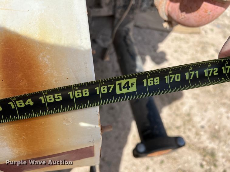 image for item DP0027 2001 Mack RD688S  water truck