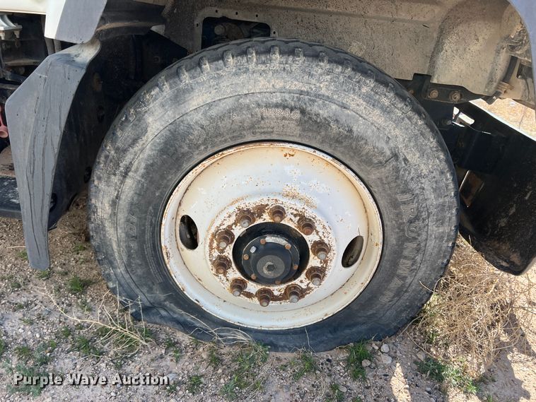 image for item DP0027 2001 Mack RD688S  water truck